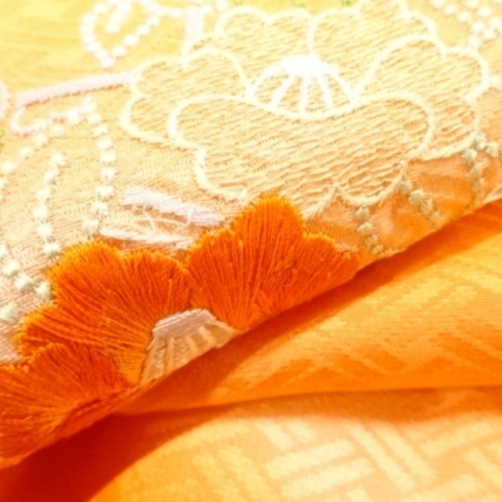 Japanese furisode kimono - Picture 13 of 14